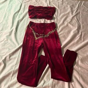 Size M fashion nova velet set